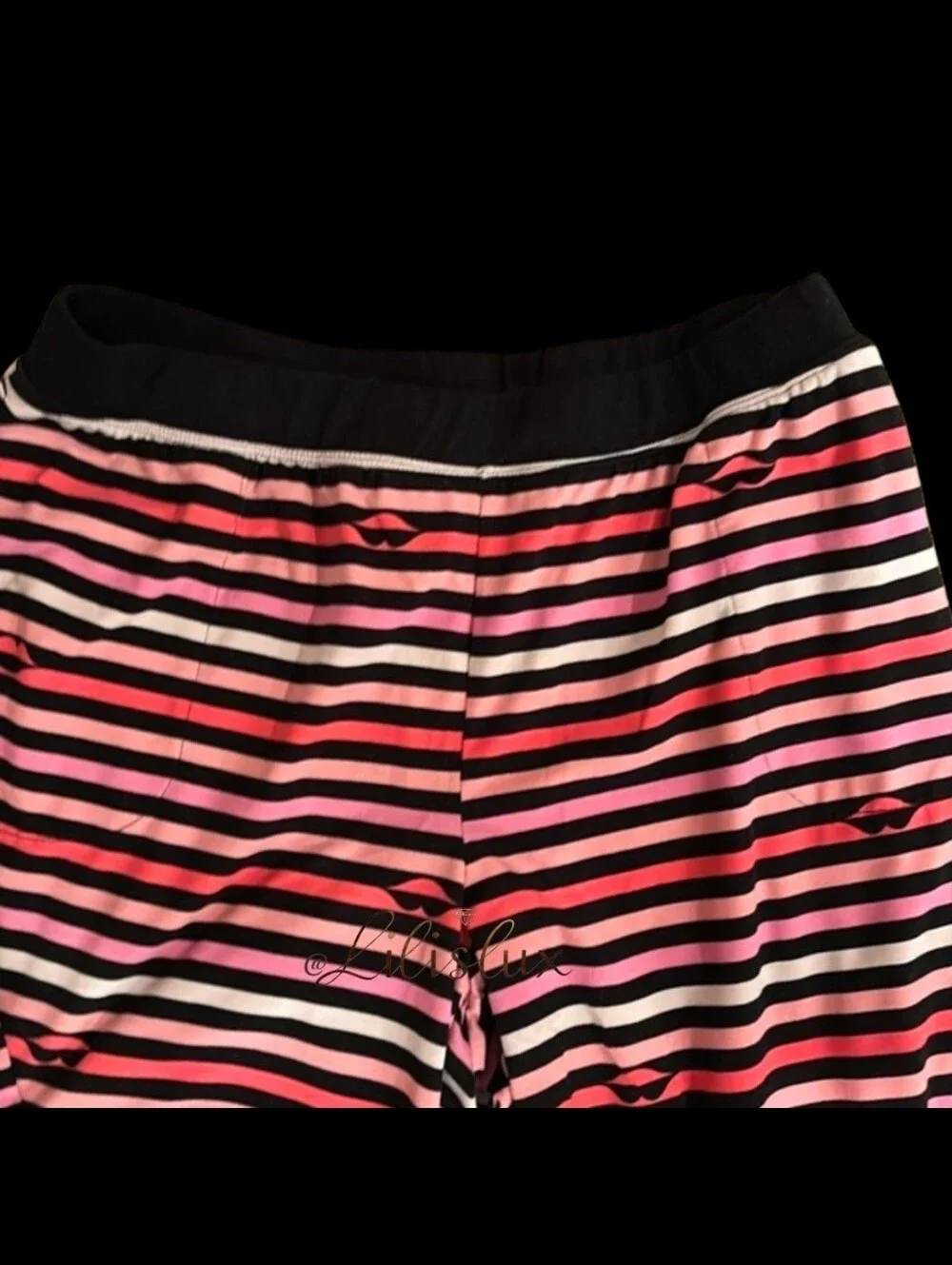 Kate Spade Jae Pajama Set Pink And Black Stripes Size Medium GUC Cute Fun Pocket